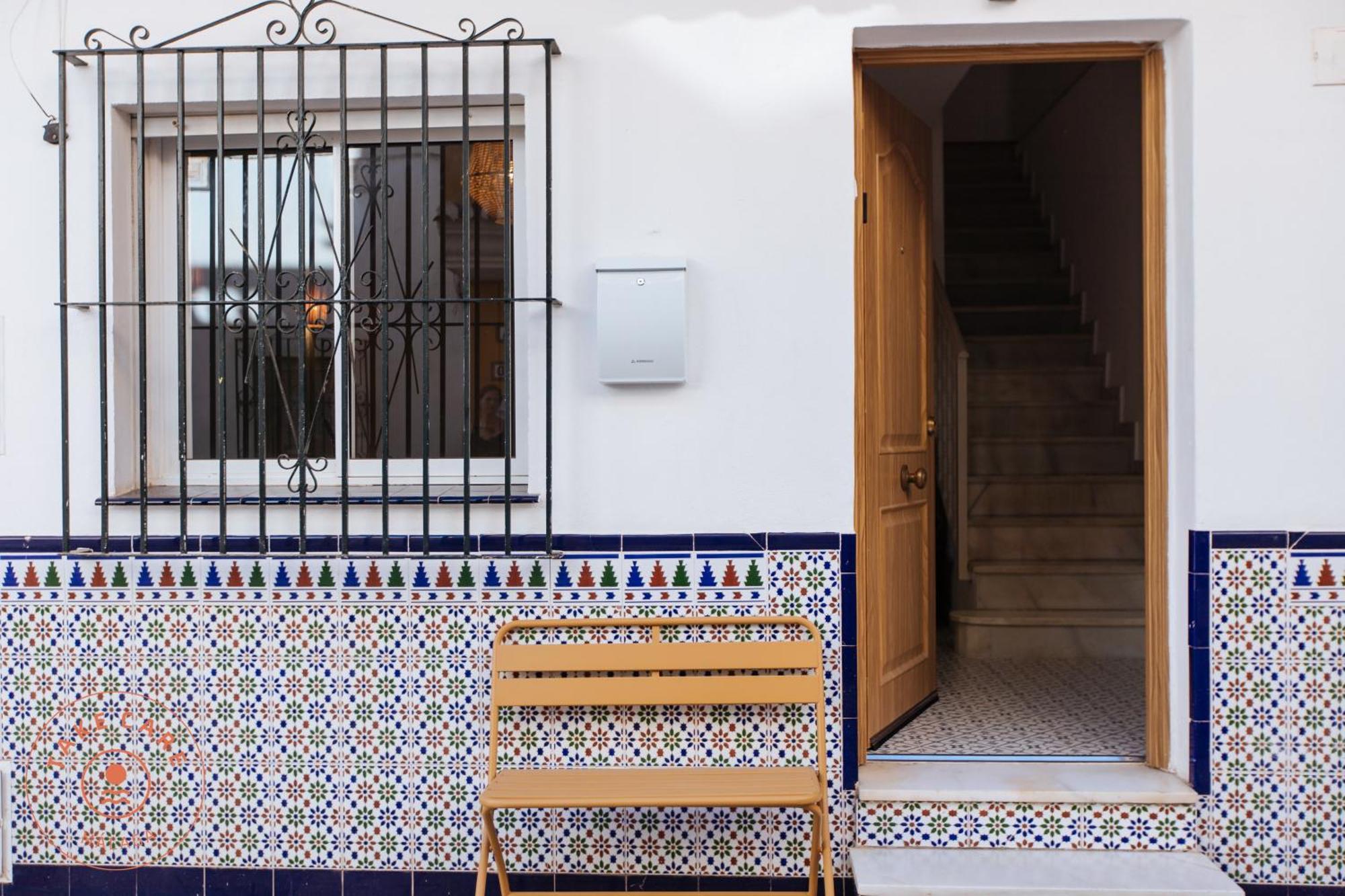 Colourful Fisher House Pulpito In El Palo! - Tcm Málaga Exterior foto